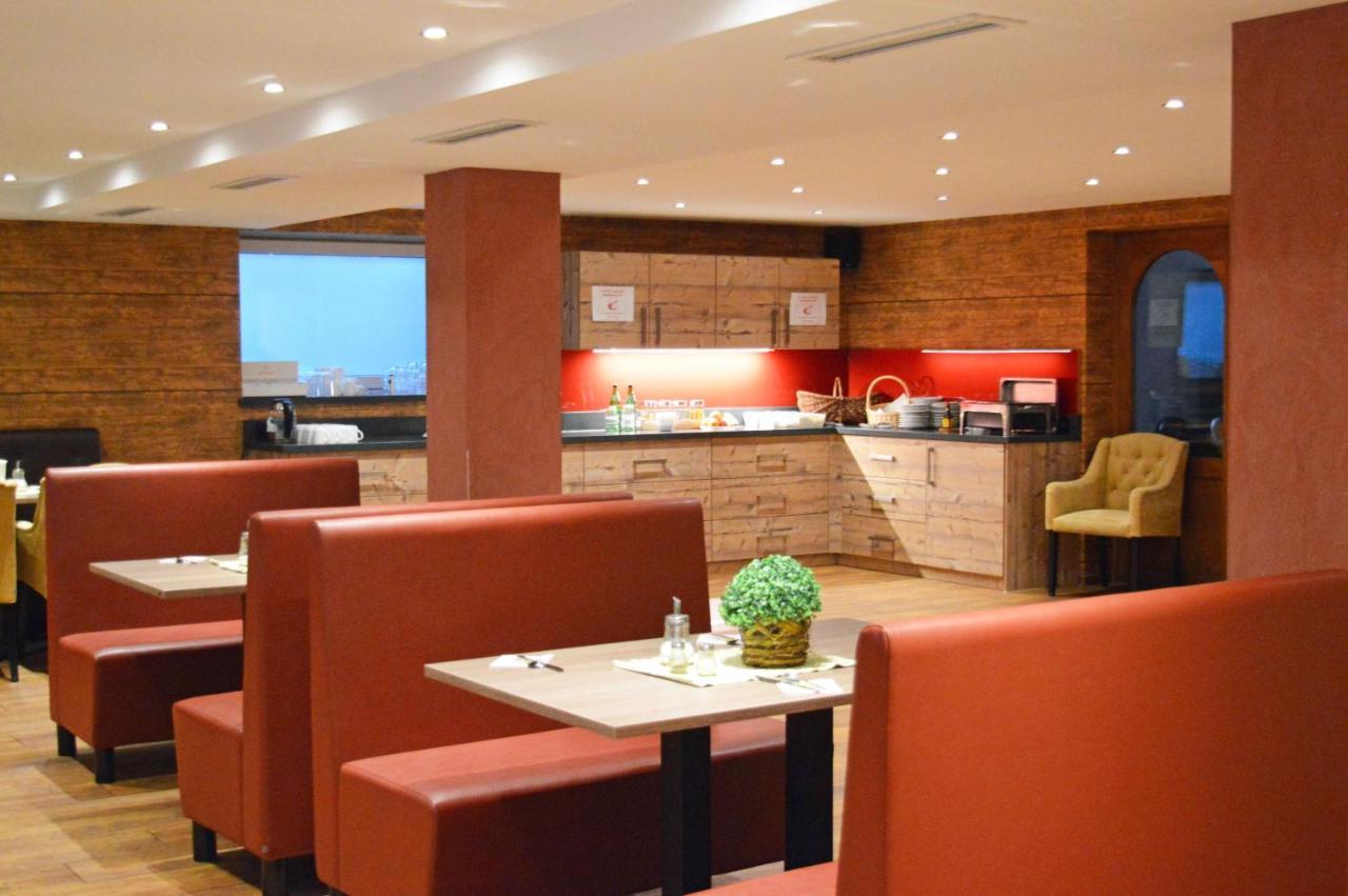 فيلنغن Aparthotel Jaegerhaus المظهر الخارجي الصورة